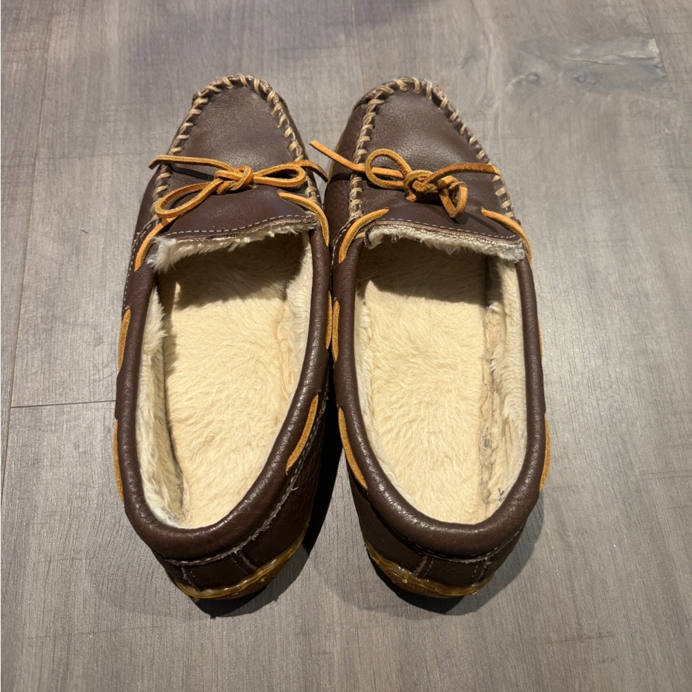 pull on brown leather MINNETONKA lace up leather moccasins